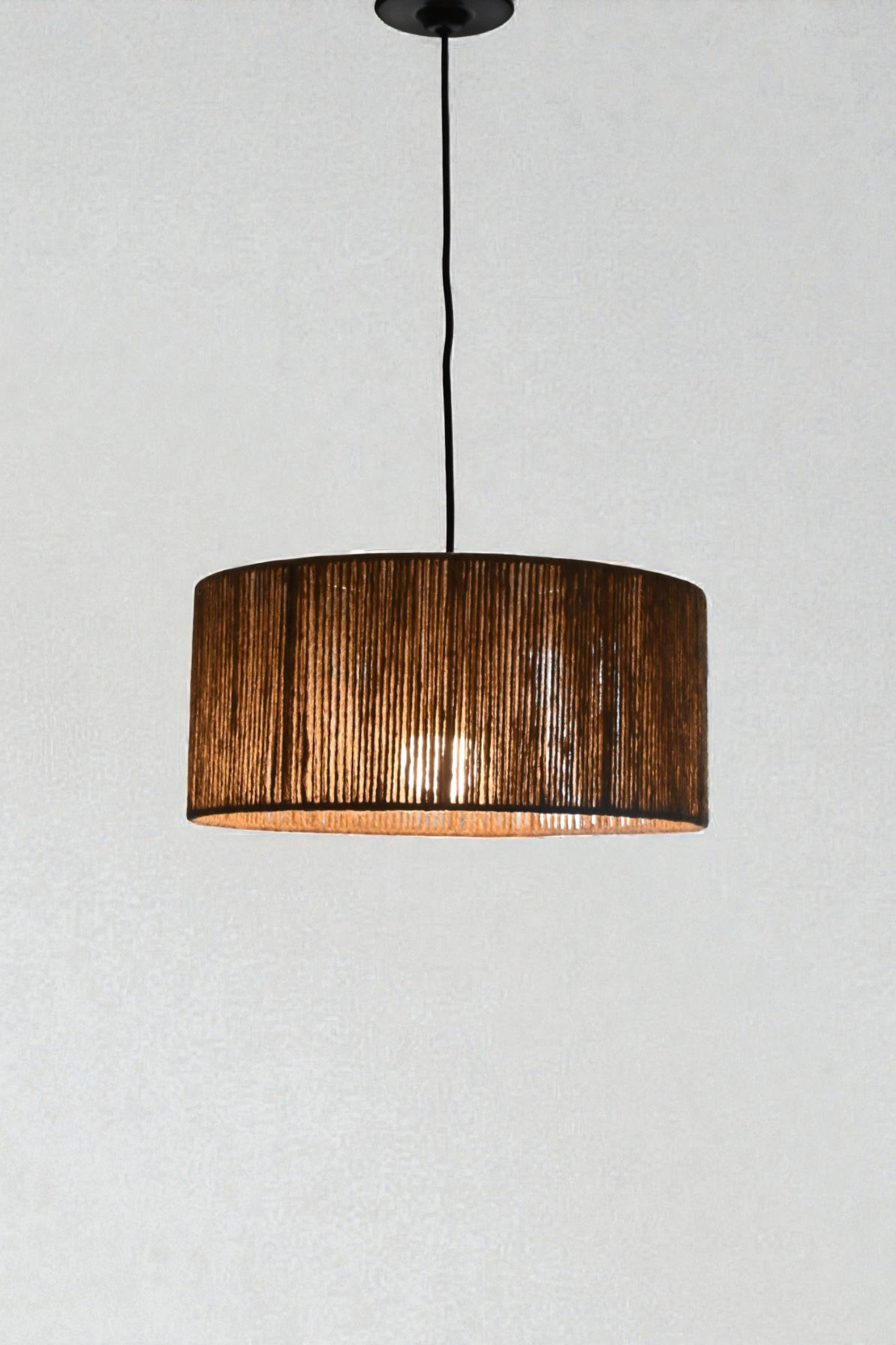 LAMPARA COLGANTE MODELO NEXO - CIRCULAR 40CM X 18CM ALTO - HILO YUTE NATURAL